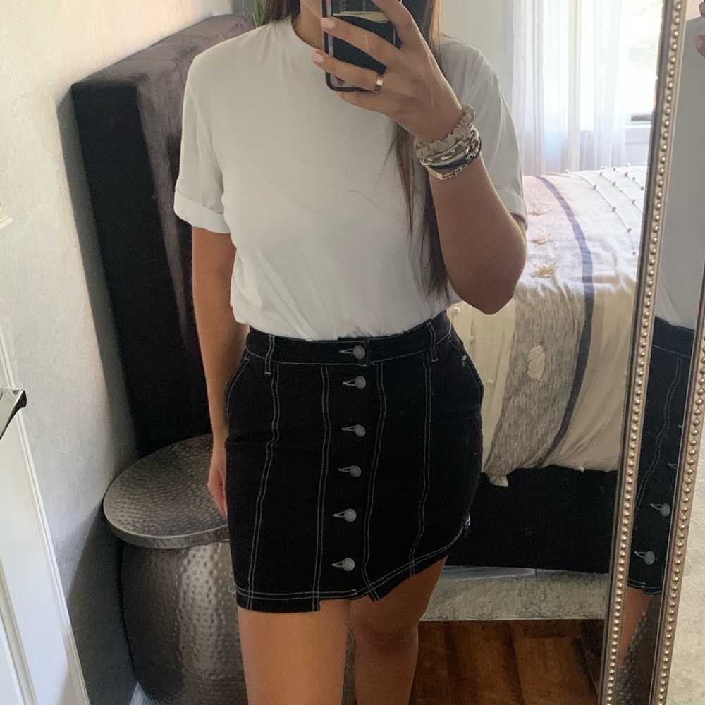 NWOT LF Skirt